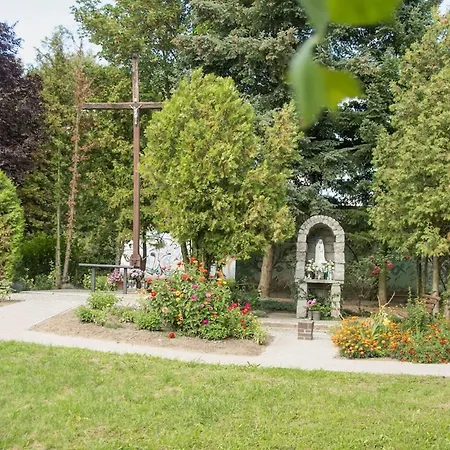 Apartment Mieszkanie Z Bezplatnym Parkingiem, 20 Min Od Poznania, Self Check-in *