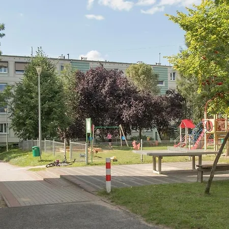 Mieszkanie Z Bezplatnym Parkingiem, 20 Min Od Poznania, Self Check-in *